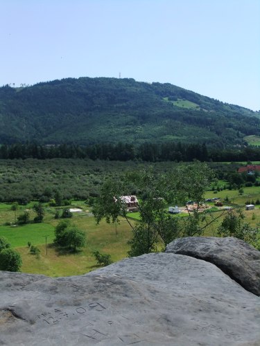 Klokočské skály a Kozákov