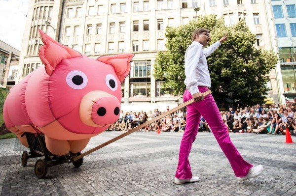 Bratři v tricku: Prasečí cirkus