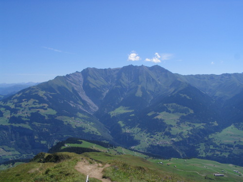 Schweiz 2008 - Aussicht vom Piz Mundaun Schweiz 2008 - Aussicht vom Piz Mundaun